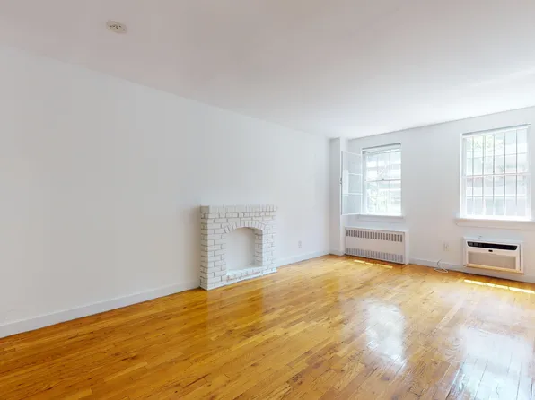 402 East 83rd Street image 1 of 5