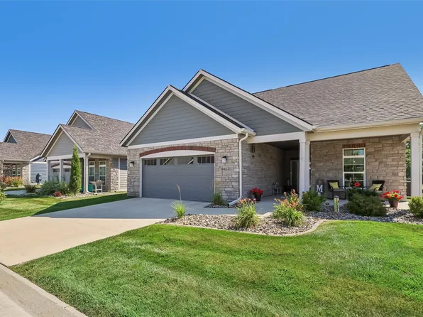 9934 Alexander Cir, West Des Moines, IA 50266