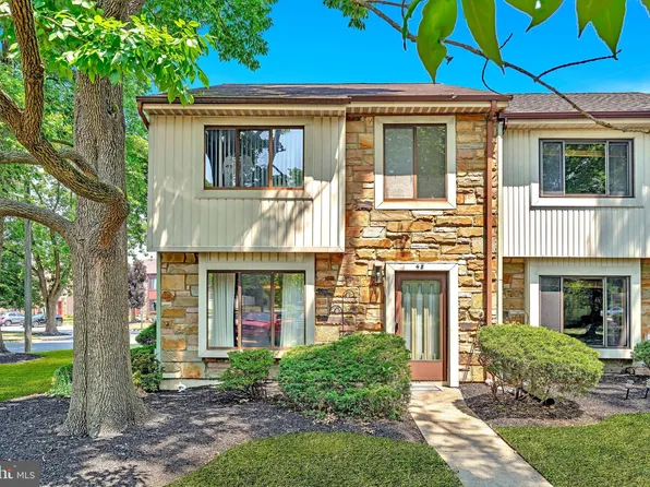 48 Topaz Ln, Hamilton, NJ 08690