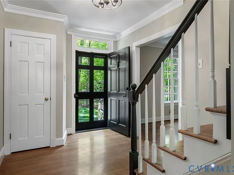 9900 Kingsbridge Rd — Photo 7