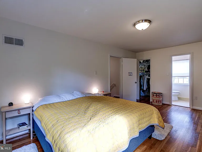 7525 Cayuga Ave — Photo 26