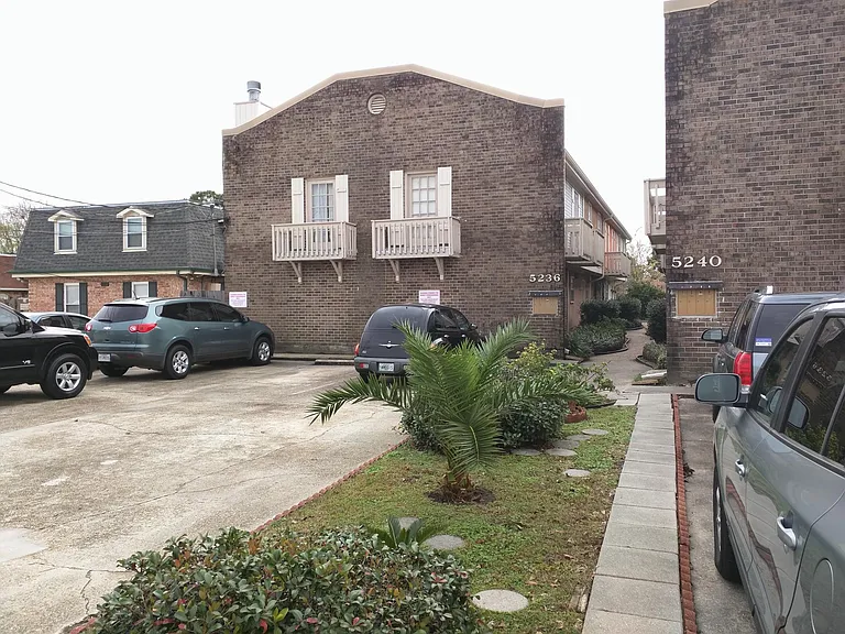 5236 Quincy St #1 — Photo 13