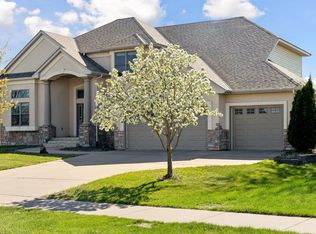 10123 Yates Ave N, Brooklyn Park, MN 55443