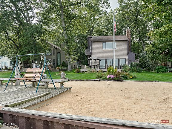 5th image of 355 Big Bay Dr