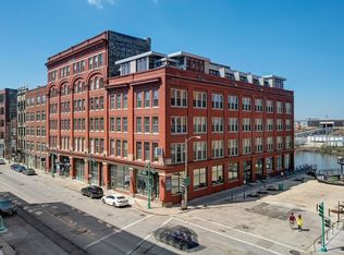 RiverView Lofts, LLC, Milwaukee, WI 53202