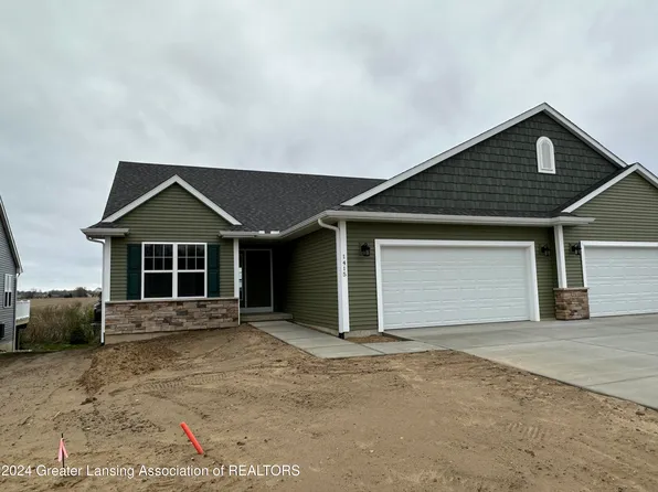 1482 Superior Dr #23, Saint Johns, MI 48879