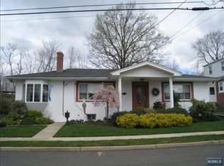 237 Fencsak Ave, Elmwood Park, NJ 07407