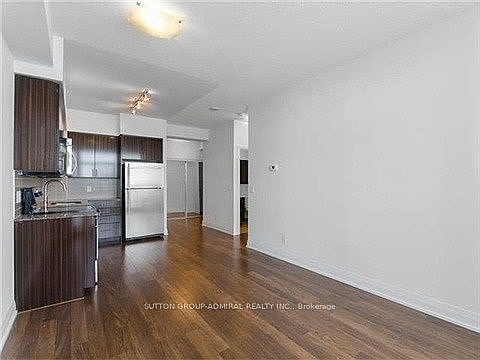 3rd image of 75 N Park Rd #706