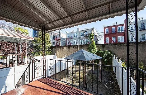 Rented by Mark T. Mallek, LREB | media 14