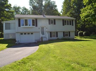 16 Ridge Rd, West Brookfield, MA 01585