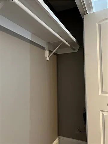 931 Pine St — Photo 39