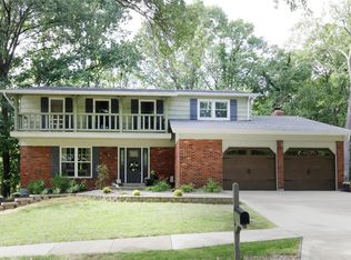 531 Huntercreek Ridge Ct, Saint Louis, MO 63131