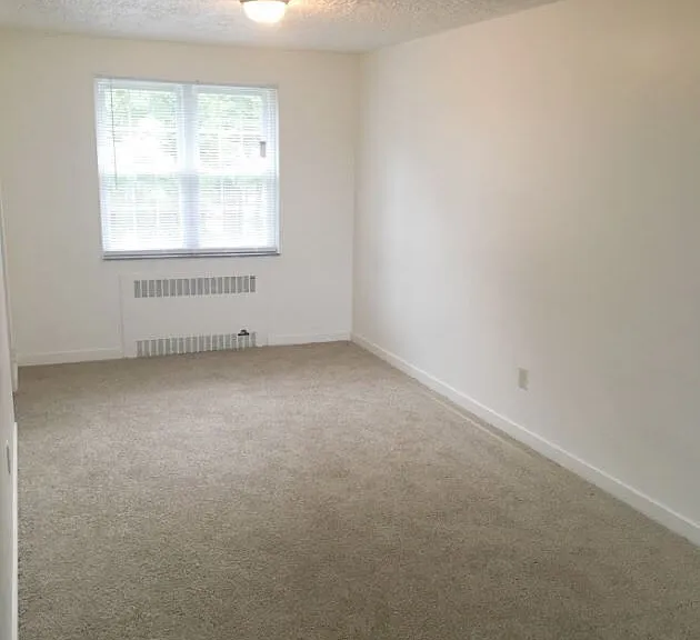 Ferry Road Apartments — Photo 9