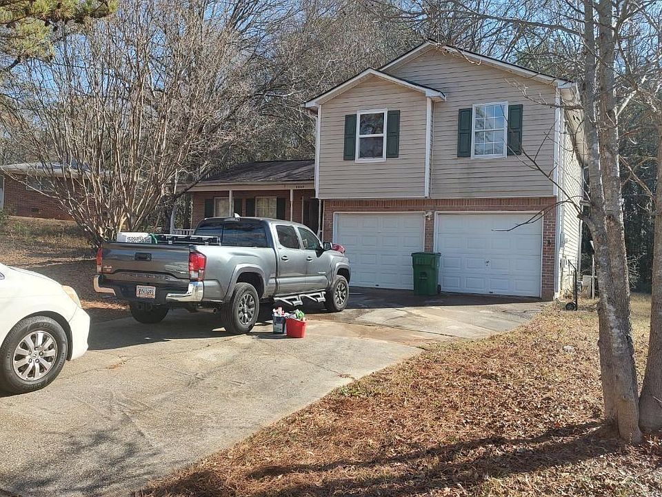 1st image of 4957 N Redan Cir