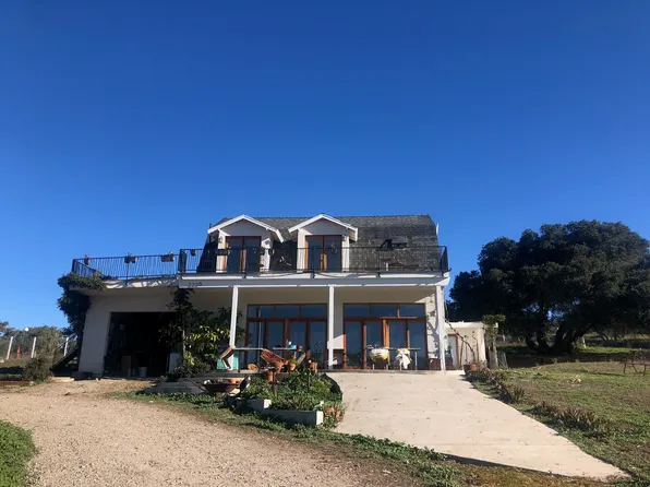 2226 Tularosa Rd, Lompoc, CA 93436