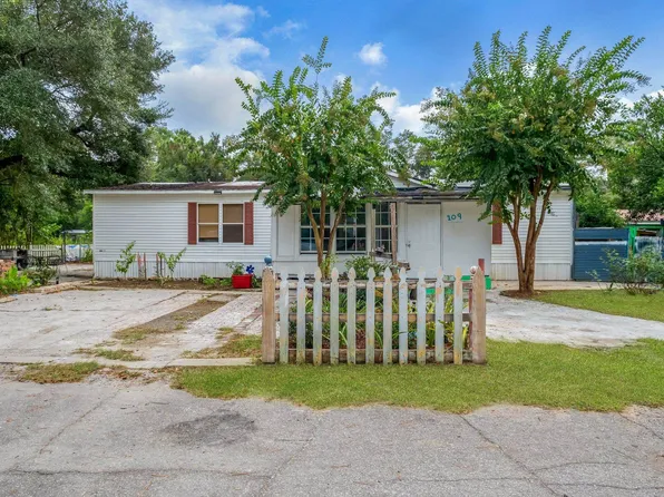 209 Americana St, Tallahassee, FL 32305