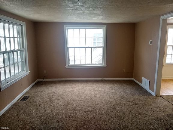 715LansingNewLivingRm08JAN20