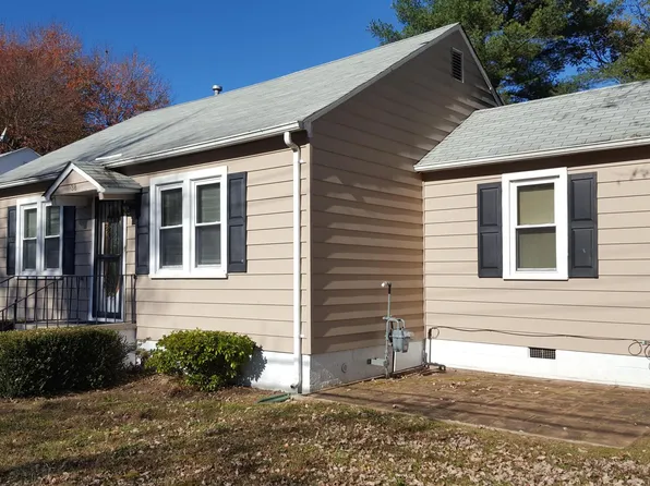 38 Kelley Rd, Fredericksburg, VA 22405