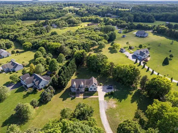 134 Gates Pointe Dr, Rice, VA 23966