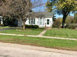 440 W Railroad St, Marengo, IL 60152