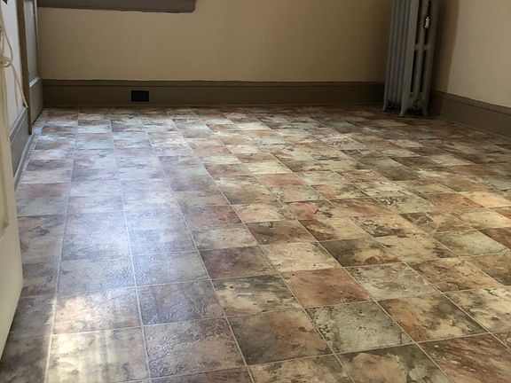 2nd image of 388 N 6th St #1