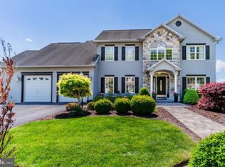 2101 Chatham Way, Harrisburg, PA 17110