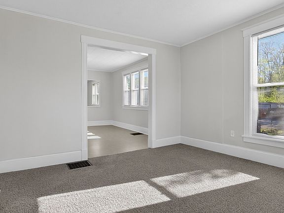 5th image of 1214 Wall St