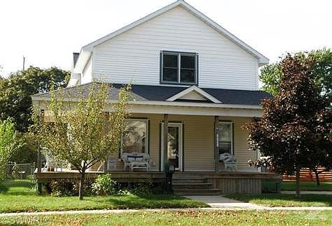 1st image of 419 N Robert St