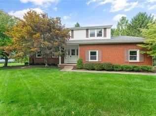 3020 Thunderbird Dr, Poland, OH