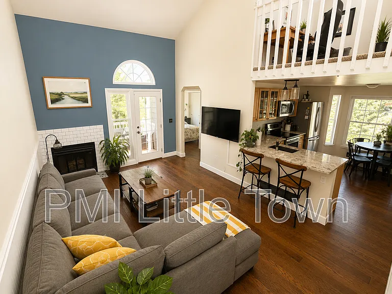 8687 W Plymouth Ave — Photo 5