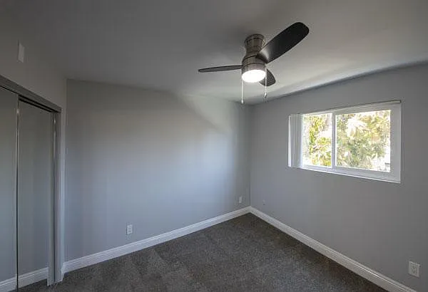 Palomar Gardens Apartments — Photo 15