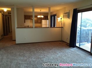 4501 Cinnamon Ridge Trl #B, Eagan, MN 55122