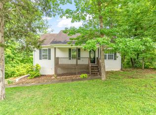 156 Finley Dr, Lenoir City, TN 37771