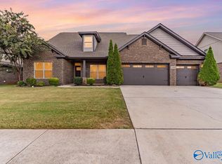 208 Duchess Dr, Madison, AL 35758