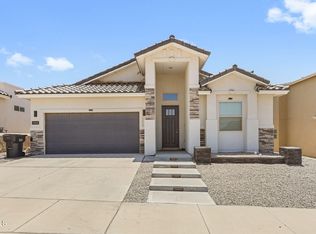 12816 Garden Ridge Dr, El Paso, TX 79928