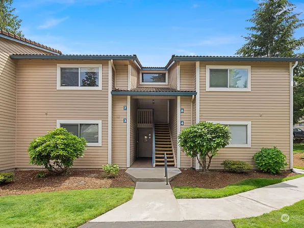 17518 149th Avenue SE #H7, Renton, WA 98058