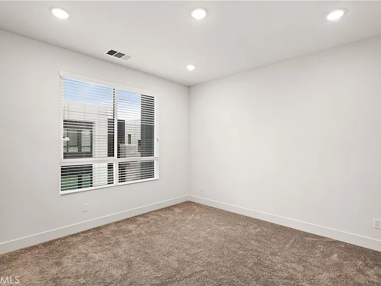2186 Skylar Pl — Photo 26