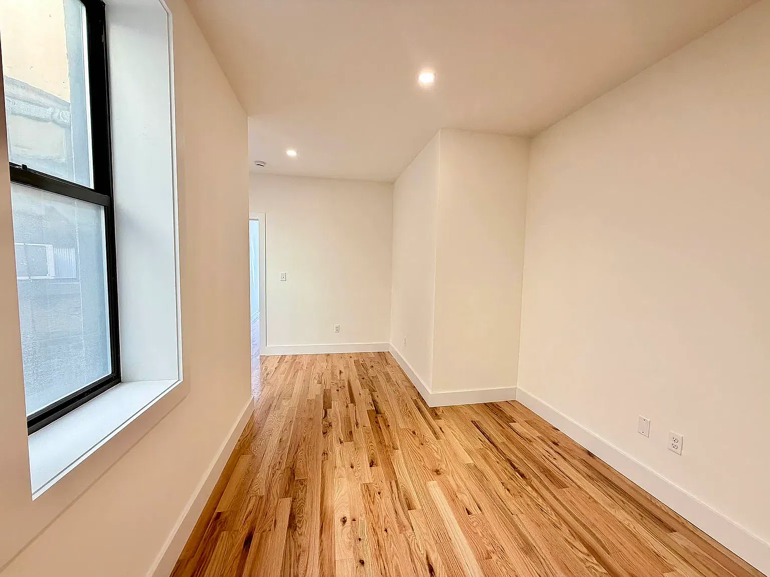 789 9th Avenue — Photo 3