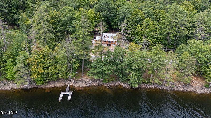 2nd image of 1379 N Shore Road