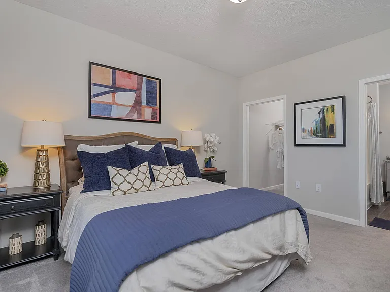 Elan Park Apartments — Photo 9
