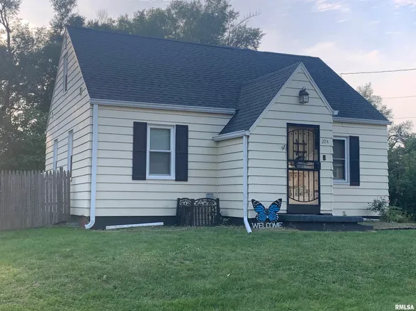 204 McGinley St, Washington, IL 61571