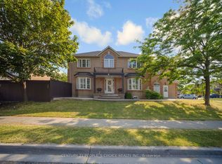2 Checkerberry Cres, Brampton, ON L6R 2T2