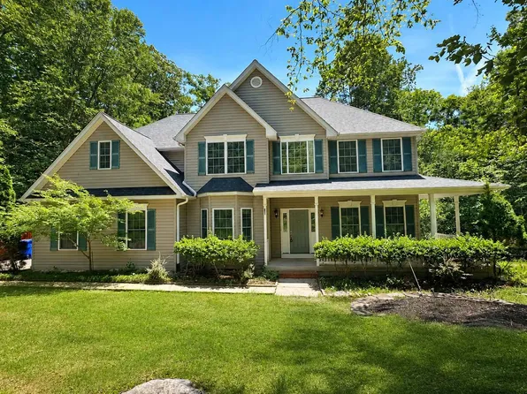 4827 Blueberry Dr, Brandywine, MD 20613