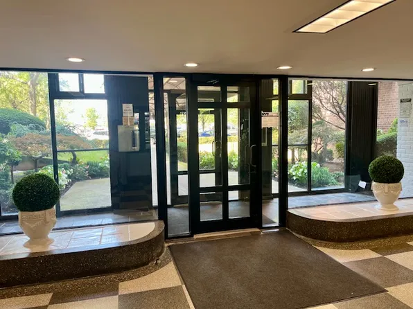 1119 Ocean Parkway image 2 of 17