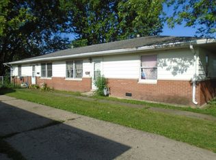 1019 Avenue E, Rochelle, IL 61068