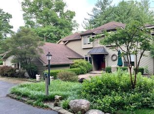 2026 Jewett Rd, Powell, OH 43065