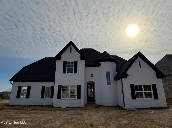 2501 Beauvoir Dr, Hernando, MS 38632