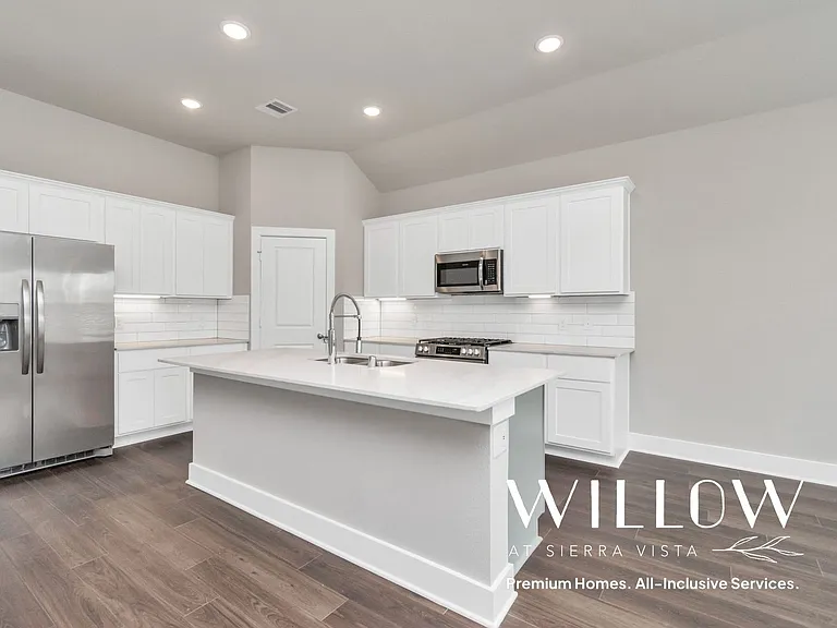 1218 Scarlet Creek Dr — Photo 33