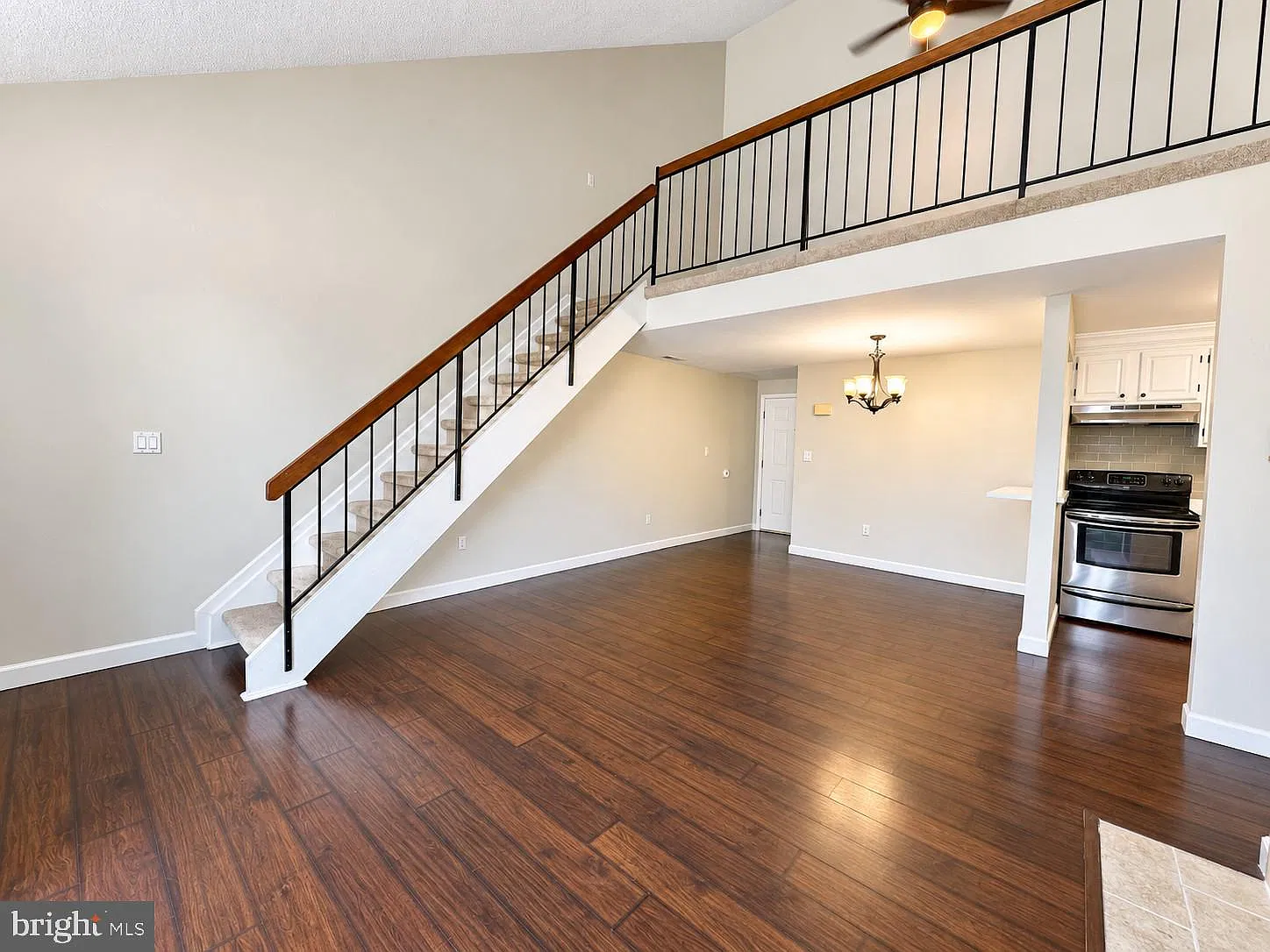 2 bed, 2.0 bath, 1152 sqft, $2,550 — Photo 3