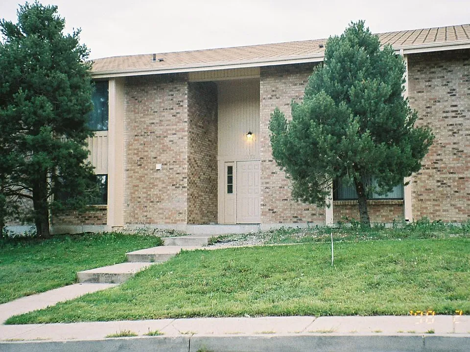 1105 Holli Springs Ln